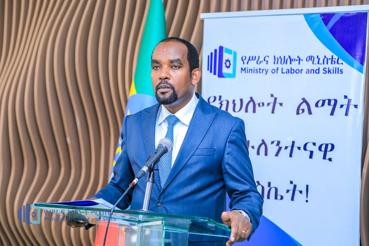 በቴክኒክና ሙያ ዘርፍ ከ4 መቶ 54 ሺህ 106 በላይ ዜጎችን ተቀብሎ ለማስተናገድ ዝግጅት ተደርጓል
ክቡር ተሻለ በሬቻ(ዶ/ር) 
የሥራና ክህሎት ሚኒስትር ዴኤታ